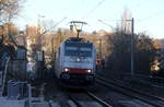 186 500-5 von Lineas/Railpool kommt aus Richtung Aachen-West mit einem  Autoleerzug aus Belgien nach Köln(D) und fährt durch Aachen-Schanz in Richtung Aachen-Hbf,Aachen-Rothe-Erde,Stolberg-Hbf(Rheinland)Eschweiler-Hbf,Langerwehe,Düren,Merzenich,Buir,Horrem,Kerpen-Köln-Ehrenfeld,Köln-West,Köln-Süd. 
Aufgenommen vom Bahnsteig von Aachen-Schanz. 
Am Kalten Morgen vom 15.2.2019.