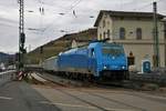 LTE Bombardier Traxx 186 942-9 mit neuen GATX Güterwagen in Rüdesheim am 22.02.20