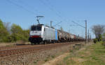 Die noch recht neue 186 506 von Railpool führte am 19.04.20 einen Kesselwagenzug durch Greppin Richtung Dessau.