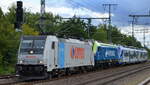 Vorlauf InnoTrans 2022 in Berlin, die Lotos Kolej Sp. z o.o., Gdańsk [PL] Lok   E 186 273-9 [NVR-Nummer: 91 80 6186 273-9 D-Rpool] mit Mehrsystem Lok DRAGON 2 ET43-010 (NVR:  91 51 3 260 012-2 PL-PKPC ) + der neuen Hybrid Version des Triebzuges mit der Bezeichnung IMPULS 2  EN63H-008  (NVR:  90 51 2 440 050-8 PL-PREG...... ) bei der Überführung erst mal Richtung Rail & Logistik Center Wustermark zum Sammeln der Messefahrzeuge am 15.09.22 Durchfahrt Bahnhof Golm.