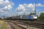 Lok 186 289-5 durchfährt den badischen Bahnhof.