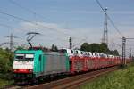 Die fr ITL fahrende E 186 132 zog am 24.7.12 einen Autozug durch Hannover-Ahlten.