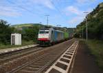 186 103 mit Containerzug in Fahrtrichtung Süden. Aufgenommen am 16.07.2014 in Lorchhausen.