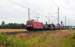 Mit einem gemischten Güterzug am Haken rollte 187 177 am 08.07.20 durch Gräfenhainichen Richtung Wittenberg.