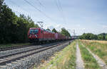 187 182-1 mit einem Containerzug am 04.07.2023 bei Thüngersheim