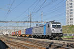 Lok 187 009-6 durchfährt den Bahnhof Pratteln. Die Aufnahme stammt vom 10.04.2017.