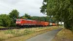 DB Cargo 189 018 mit Containerzug in Richtung Bremen (bei Lembruch, 10.09.2022).