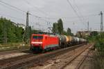 189 019 mit einem Kesselwagenzug am 04.06.2010 am Heimeranplatz.