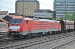 Am 21.April 2011 zieht 189 035-9 Kohlezug durch Dsseldorf Rath.