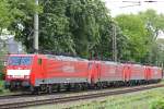 189 085 mit drei weiteren 189ern als Lokzug bei der Durchfahrt durch Ratingen-Lintorf.