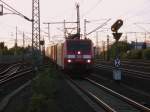 Am 06.06.2013 kam 189 062 mit einem Containerzug durch den Messebahnhof Hannover/Laatzen.