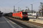 189 063-1 der DB ist am 12.1.2014 mit einem Stahlzug von AICHER CARGO der Stahlwerke Lech durch Rosenheim Richtung Salzburg unterwegs.