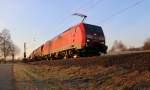 189 055-7 mit gemischtem Güterzug in Fahrtrichtung Norden. Aufgenommen am 25.02.2014 bei Niederhone.