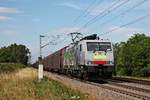 Mit dem Aluzug DGS 48621 (Göttingen Gbf - Muttenz -  Sierre ) fuhr am 22.07.2017 die MRCE/SBBC ES 64 F4-094 (189 994-7)  Novelis/Sierre  bei Buggingen in Richtung Schweiz.