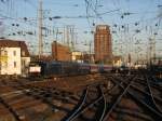 Der Grund warum ich am 09.02.2008 so frh aufgestanden bin 189 090 von MRCE mit CNL 300/312 aus Milano/Wien nach Amsterdam bei der Einfahrt in den Klner Hbf.