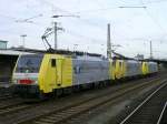 Rail Traction Company  Lokomotion  E 189 901 (ES64F4-001),  E 189 902 (ES64F4-002) und E 189 019 RT (ES64F4-019) beim  Signalhalt im Dortmunder Hbf.