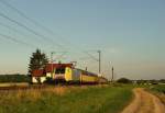 E 189 909 SE alias ES 64 U4 009 mit dem Altmann Zug in Kfering am 12.07.2010.