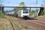 Br 189 205(ITL) mit ein Kesselwagenzug durch Saarmund 24/09/2009.