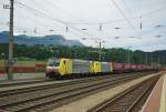 Eben noch in Kufstein, jetut schon auf der Schiene: 189 902 (ES 64 F4-002) und 189 917-8 bringen den Winner-Zug in Richtung Sden.