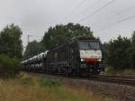 Die ES 64 F4-035 am 11.08.2010 mit einem Autozug unterwegs bei Eystrup. 