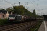 ES 64 F4-109 mit einem Kesselwagenzug in Hilden am 07.10.2010