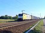 ES 64 F4 096 zieht einen Containerzug am 21.09.2011 durch Wiesental  