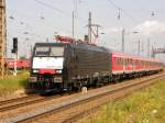 Am 22.08.2011 zog ES64F4-844 eine RB von Halle/Saale nach Eisenach, hier in Grokorbetha.