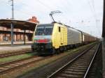 Am 18.04.2013 kam 189 928(ES64F4-028) mit einem Schiebewandzug durch Stendal und fuhr weiter nach Wittenberge.