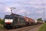 ES 64 F4-209 ist am 10.07.2013 mit einem Kesselwagenzug in Dresden-Stetzsch unterwegs
