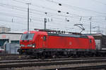 Siemens Vectron der DB 193 320-9 durchfährt den badischen Bahnhof.