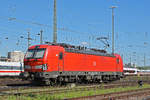 Siemens Vectron der DB 193 317-5 durchfährt solo den badischen Bahnhof. Die Aufnahme stammt vom 04.07.2020.