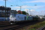 Der Diesel Vectron 247 908 vom Prüfcenter Siemens kam am 15.7.17 mit 475 408-1 CH-BLS, 193 669-9 D-DISPO und 193 666-5 D-DISPO durch Köln West gefahren.