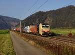 Die 193 777 und die 193 770 mit einem KLV-Zug am 13.10.2018 unterwegs bei Fentsch-St.Lorenzen.