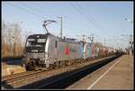 193 828 + 193 811 mit fahren am 5.12.2018 mit einem Güterzug durch den Bahnhof Götzendorf.