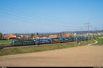 ELL / SBB Cargo International 193 256 und SüdLeasing / SBB Cargo International 193 523 am 10. April 2020 mit einem UKV-Zug bei Moosseedorf.