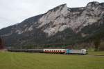 193 805 mit dem DPE 1006 nach Berchtesgaden am 13. Dezember 2014 am Pass Hallturm.