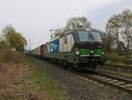 193 223 mit Containerzug in Fahrtrichtung Süden. Aufgenommen in Wehretal-Reichensachsen am 13.04.2016.