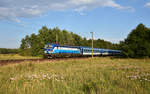 Eurocity mit der Vectron 193 292-0 kommend aus Richtung Schwerin, kurz vor der Einfahrt am Bahnhof Büchen.