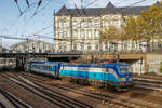 193 293 CD Vectron mit EC in Hamburg, am 11.11.2018.