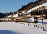 Die 193 772 mit einem Leereisezug nach Schladming am 28.01.2017 unterwegs bei Eben im Pongau.