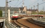 TEE Rheingold mit 103 235-8 am Berliner Hauptbahnhof auf Sonderfahrt  von Kln nach Berlin am 28.04.07 