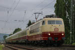 103 113 zog am 17.06.2017 den Leerpark des TEE5464 durch Unkel, um im Kölner Hbf Fahrgäste für das Sommerfest des Koblenzer DB Museum aufzunehmen.