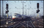 103158 erreicht hier am 14.9.1991 um 10.36 Uhr mit dem Intercity HANSEAT den Hauptbahnhof Frankfurt am Main.