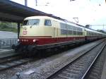 Eine DB BR 103 ist gerade mit einem Sonderzug aus Hamburg in Landquart eingetroffen. Am 06.06.08