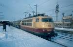 Ich hab´mal mein Archiv durchwhlt: 103 164-0 im Winter 1985 im Hannoveraner Hauptbahnhof.