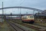 Hier ist 103 184-4 beim Umsetzen an den TEE-Leerpark in Lbeck Hbf am 28.11.09 zu beobachten.