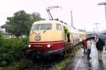 103 235-9 am 21-8-2005 in Murnau beim Bahnhofsfest anlsslich 100 Jahre elektrische Eisenbahn