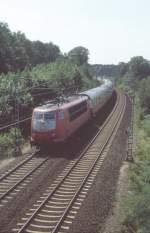 103 140 mit IC 727 am 20.07.1992 bei Frankfurt (M) Sportfeld