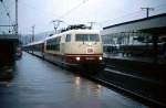 103 227 mit IC 520 am 17.02.1995 in Koblenz Hbf  