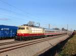 Die 103 245 mit einem IC nach Mnchen am 13.04.2013 unterwegs bei Hrbach.